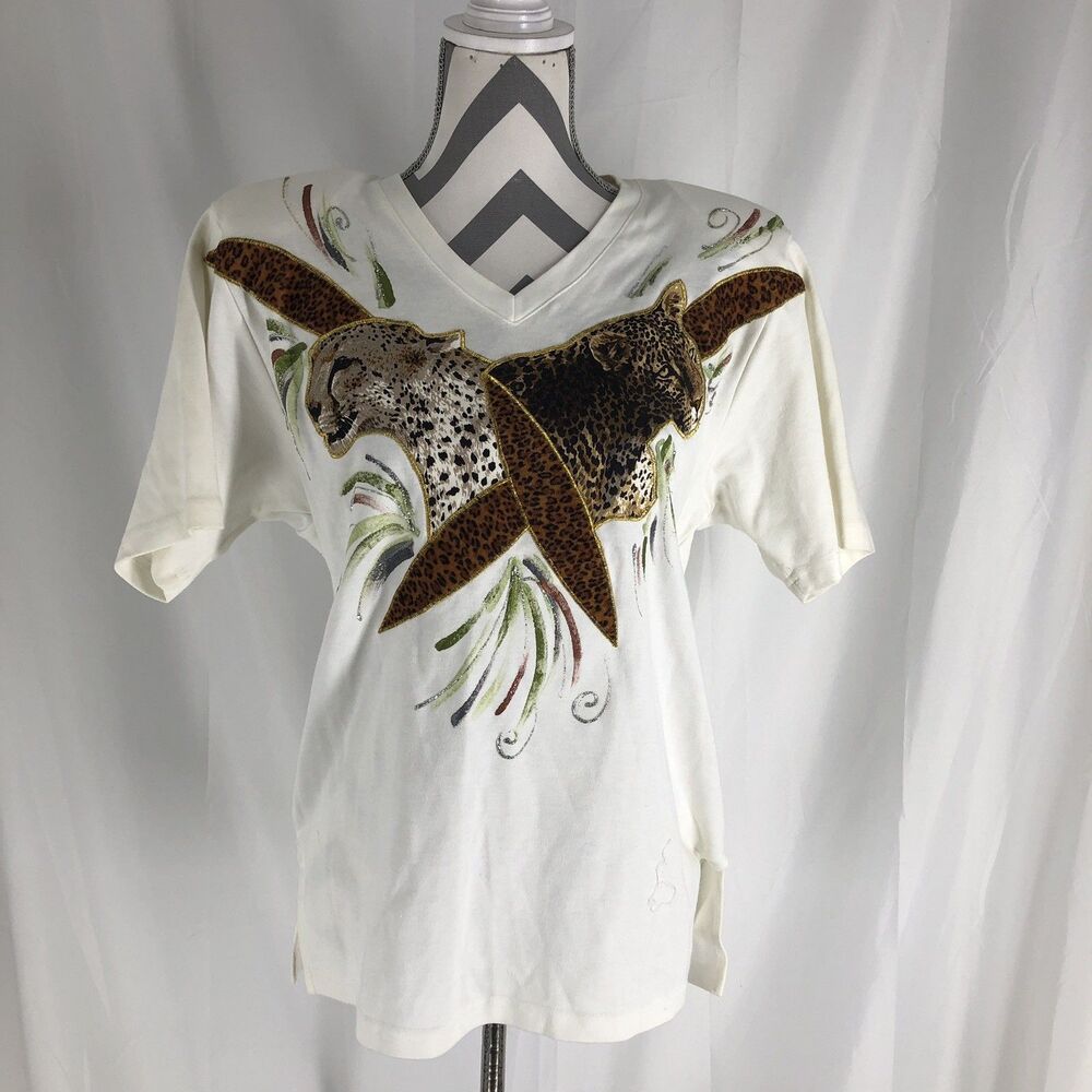 Lilly of California Sweatshirt  Short Sleeve Animal Print Medium